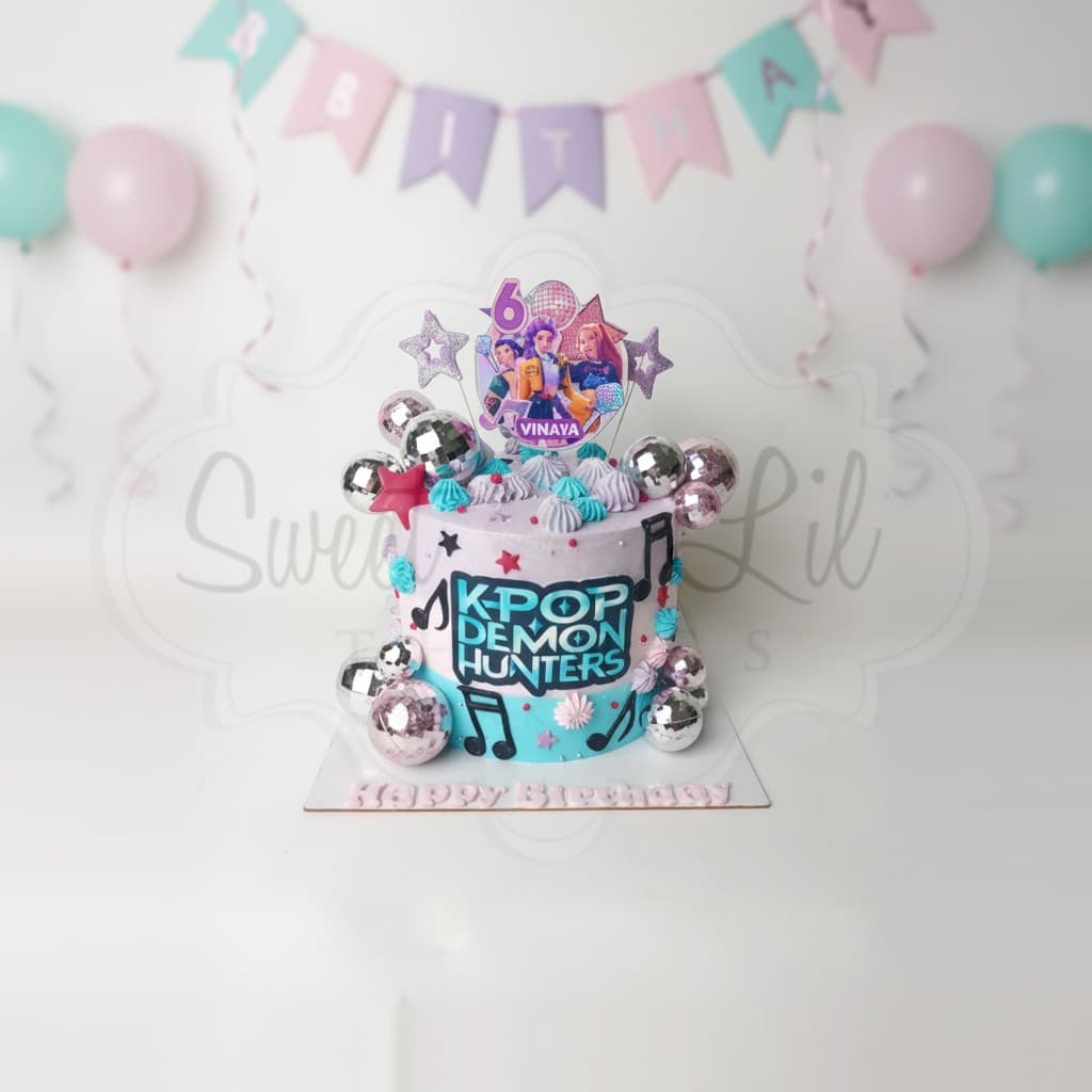 K pop demon hunter theme cake — Kpop Idol