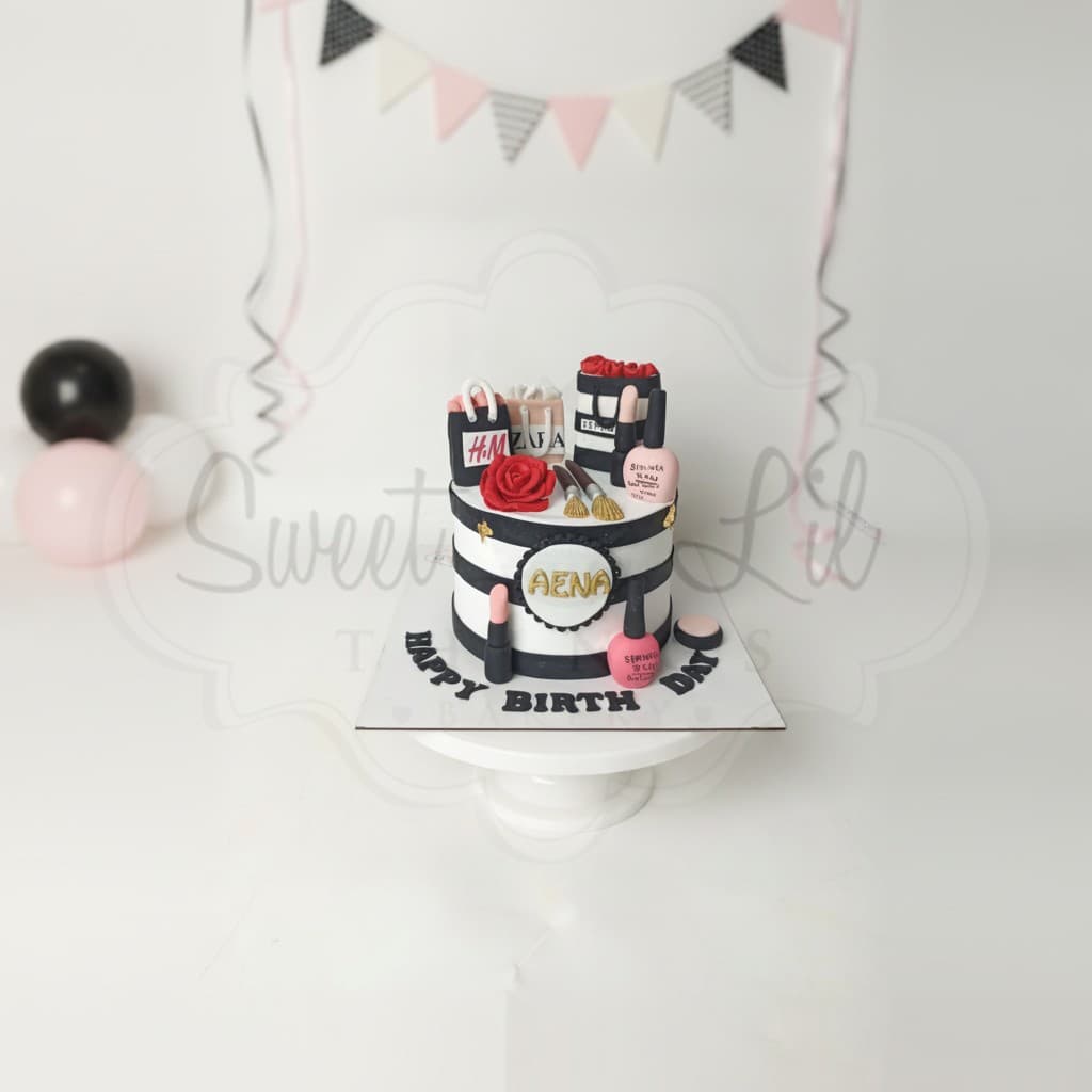 Shopping Bags Glam Birthday Cake