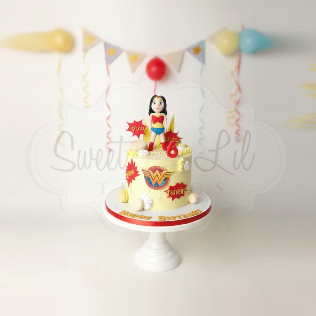 Wonder woman theme Cake