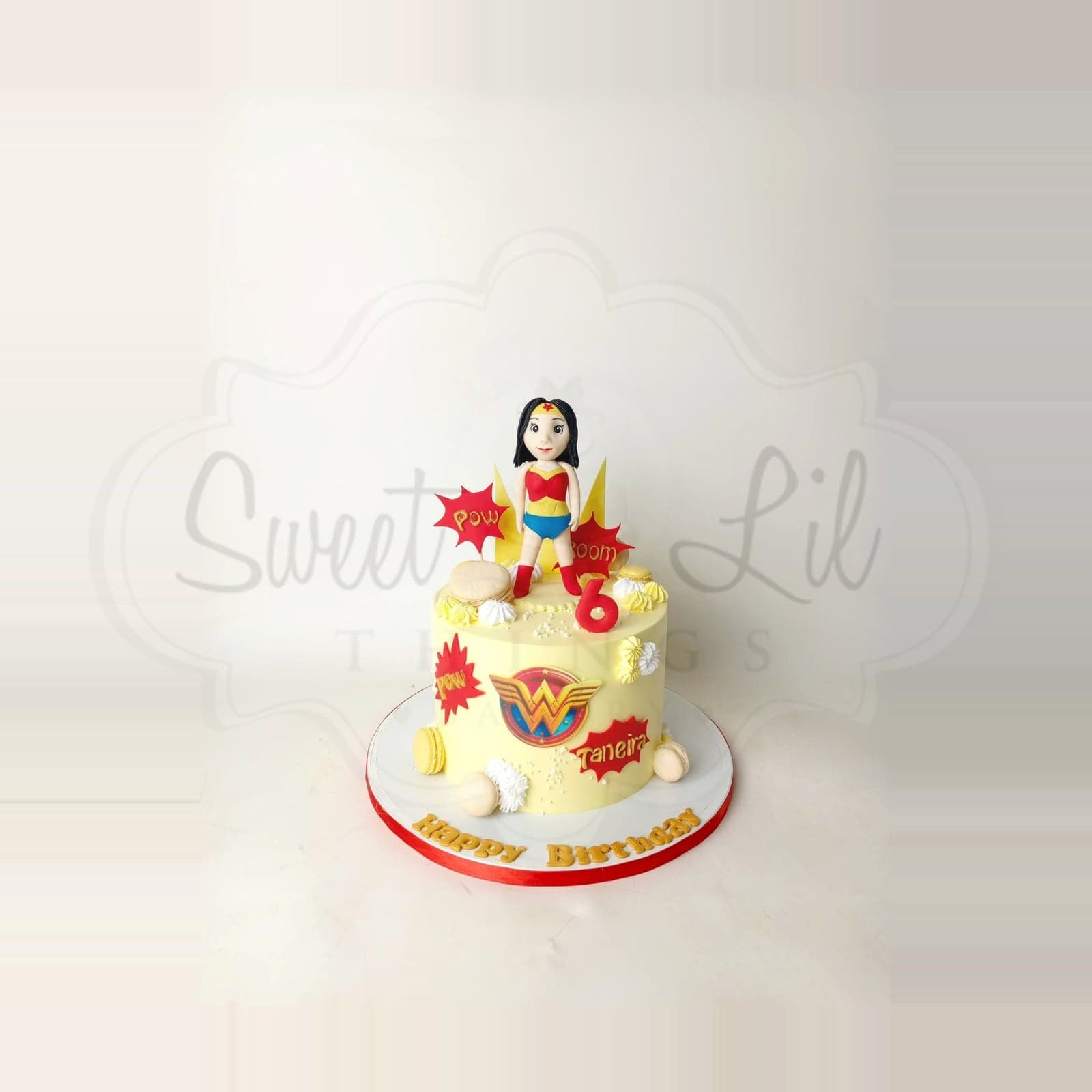 Wonder woman theme Cake photo 2