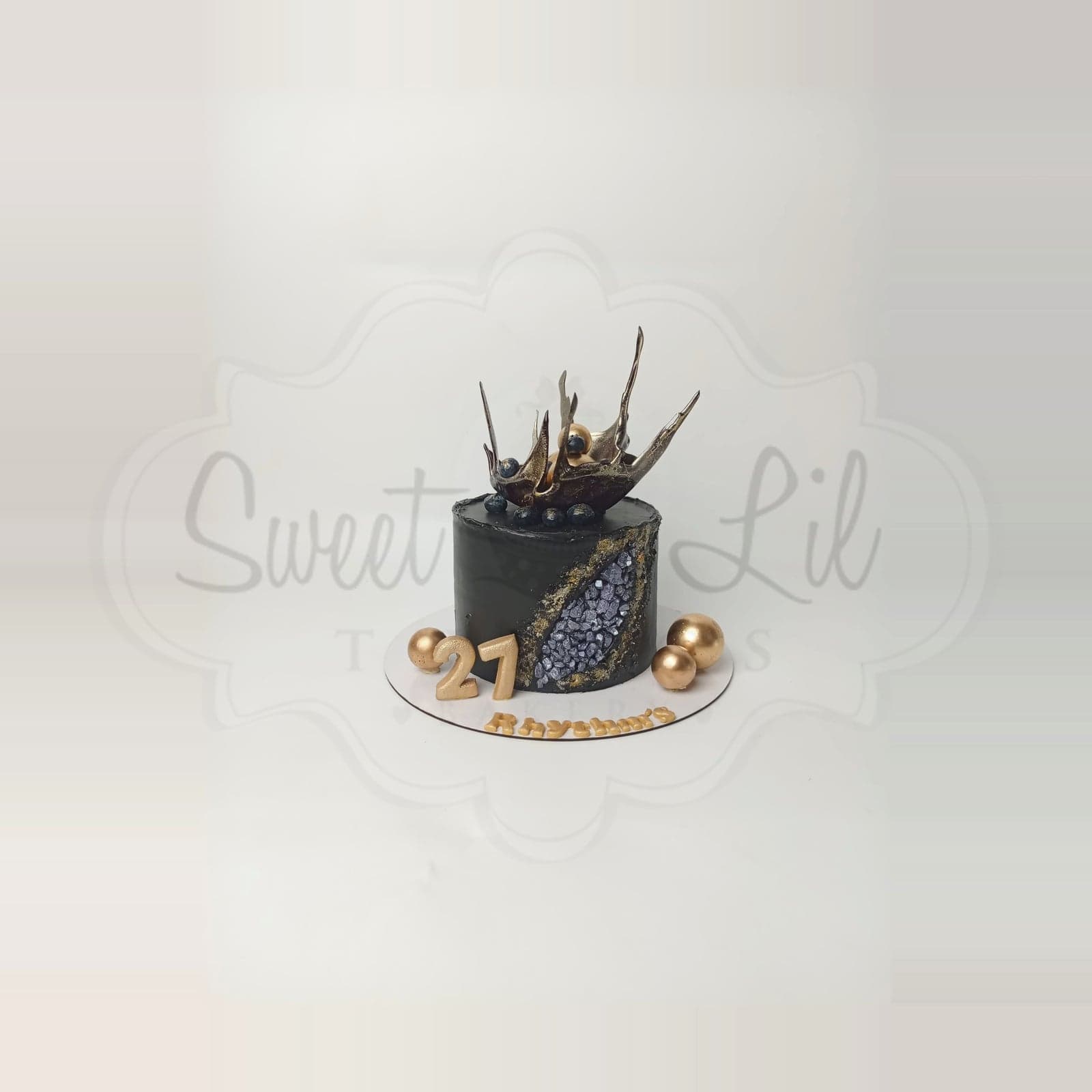 Black and Gold Geode Birthday Cake photo 2