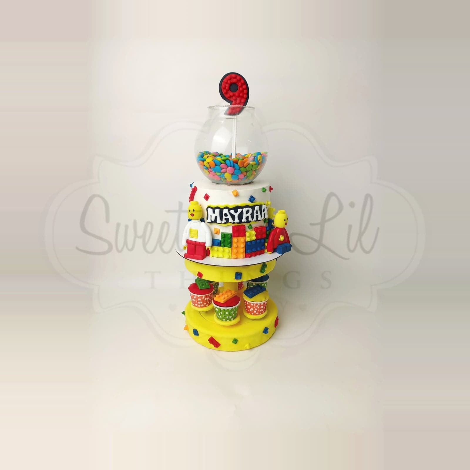 Lego theme Cake with candy jar photo 3