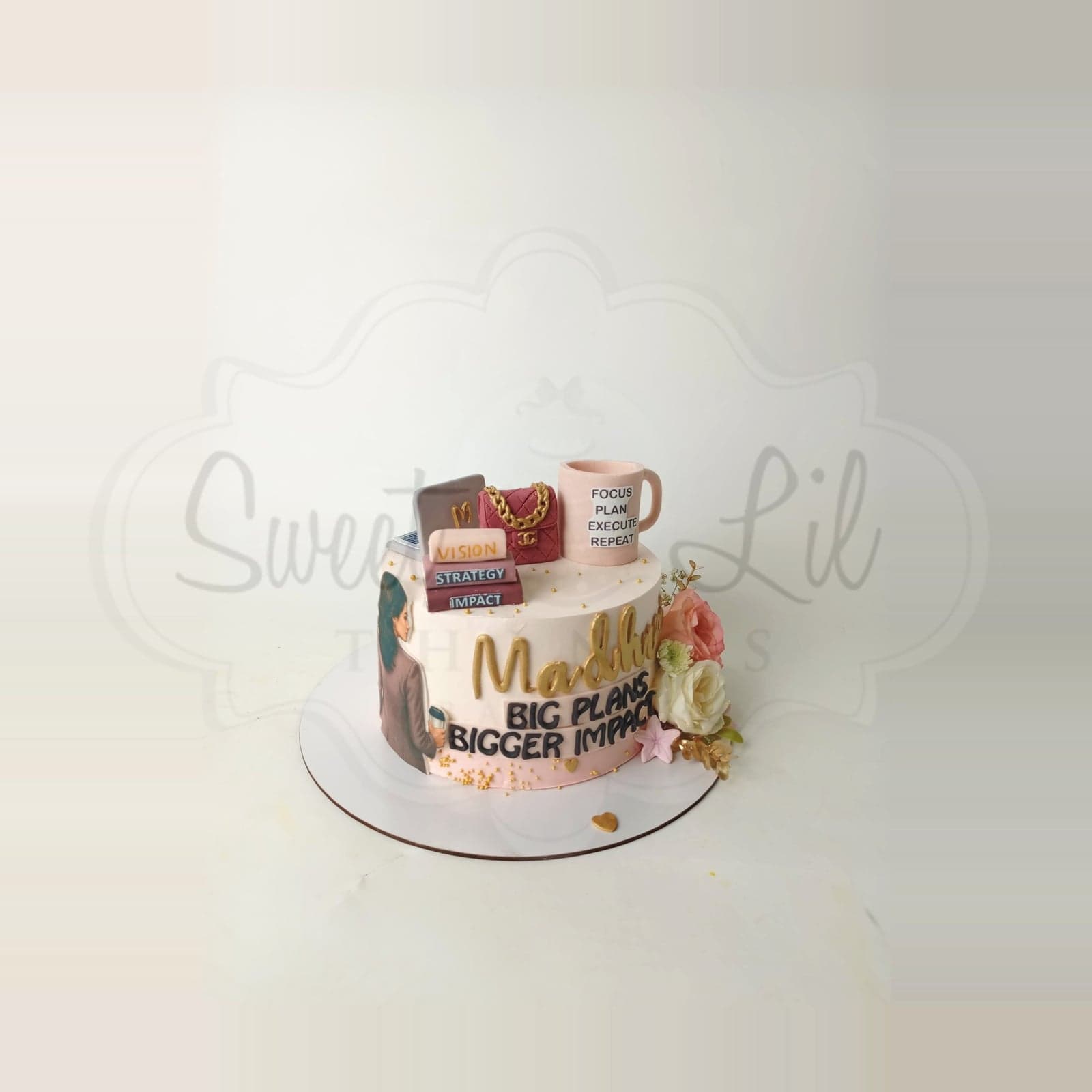 Girl boss cake photo 2